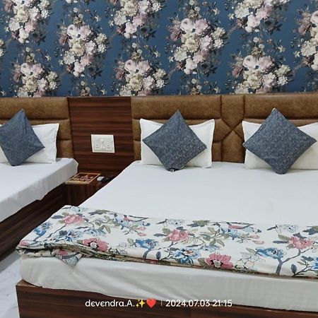 Hotel Ganga Sagar اوجاين المظهر الخارجي الصورة